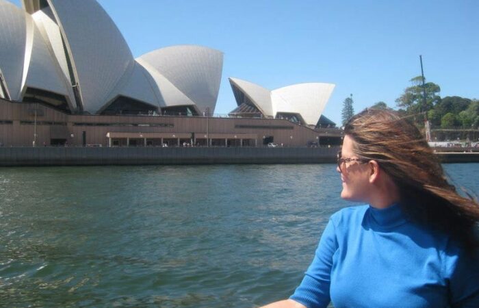 move to Australia permanently?