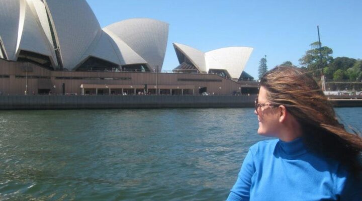 move to Australia permanently?