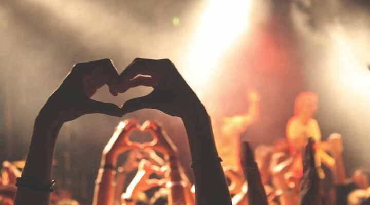 Are there any visa options for artists and entertainers in Australia