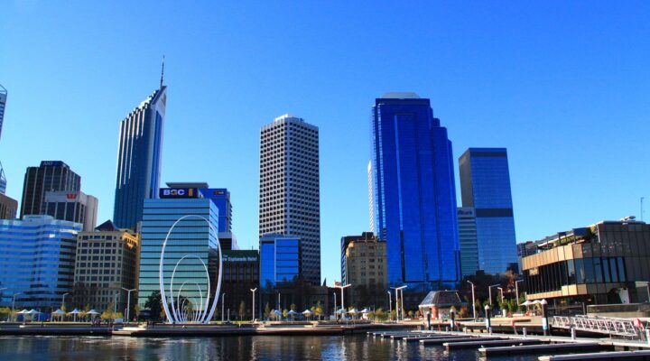 Elizabeth Quay attractions in Perth