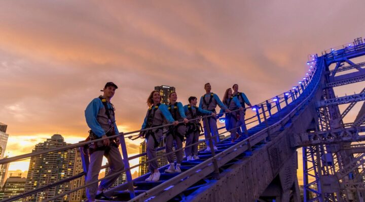 Story Bridge adventure climb