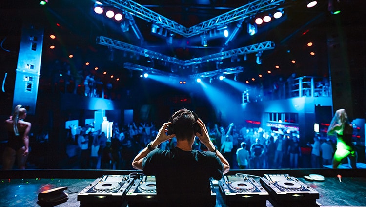 Nightlife in Melbourne