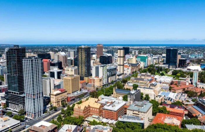 Top suburbs for singles in Melbourne
