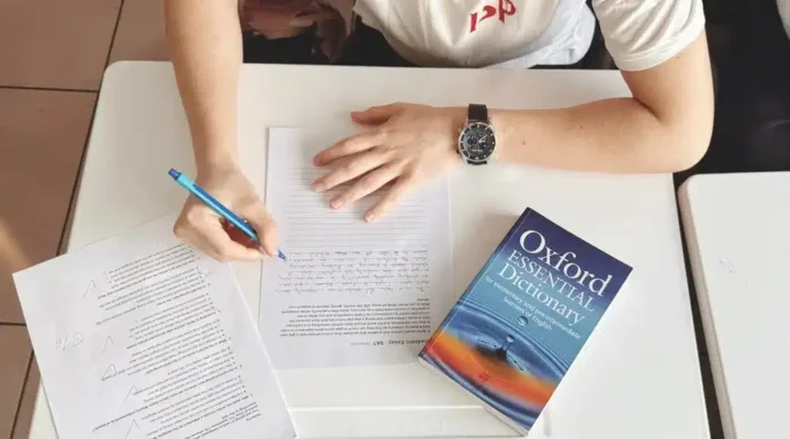 toefl vs ielts for australia pr